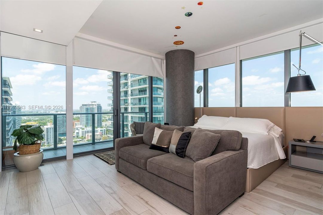 En Venta: $1,395,000 (3 camas, 3 baños, 1649 Pies cuadrados)