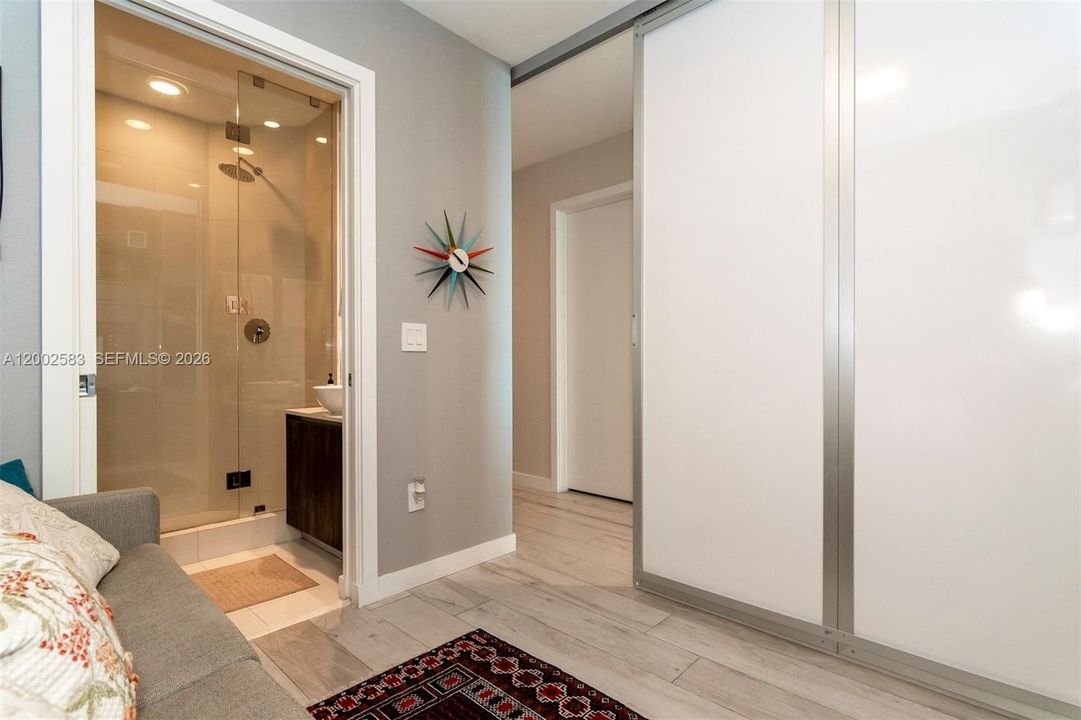 En Venta: $1,395,000 (3 camas, 3 baños, 1649 Pies cuadrados)