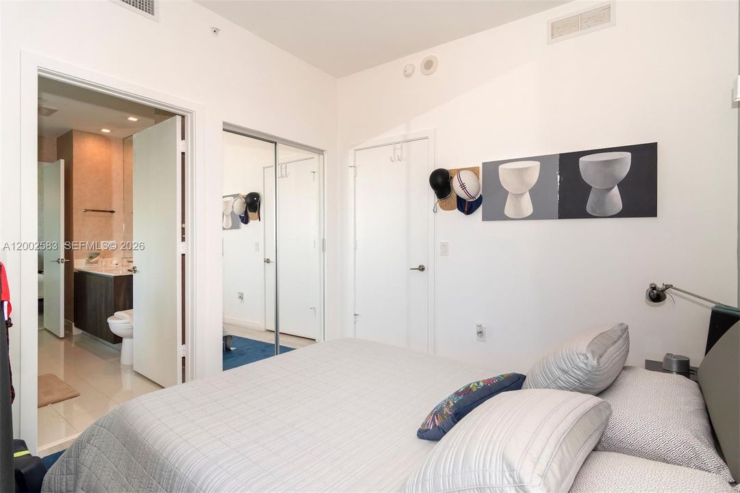 En Venta: $1,395,000 (3 camas, 3 baños, 1649 Pies cuadrados)