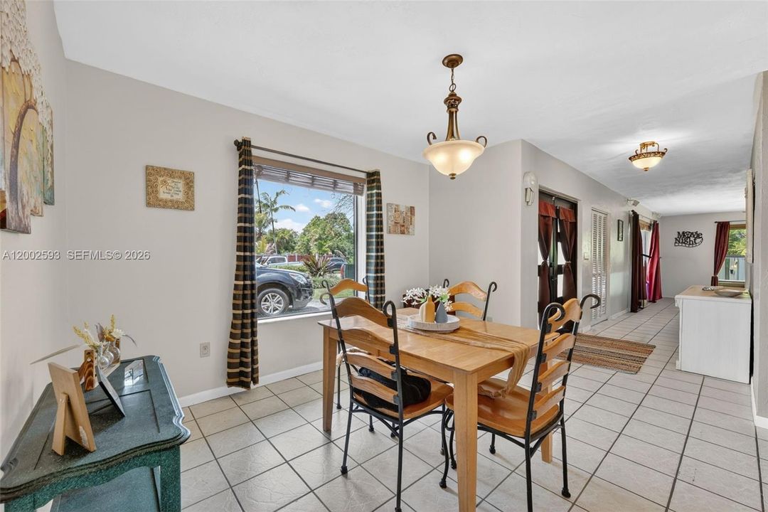 Active With Contract: $1,299,000 (4 beds, 2 baths, 2043 Square Feet)