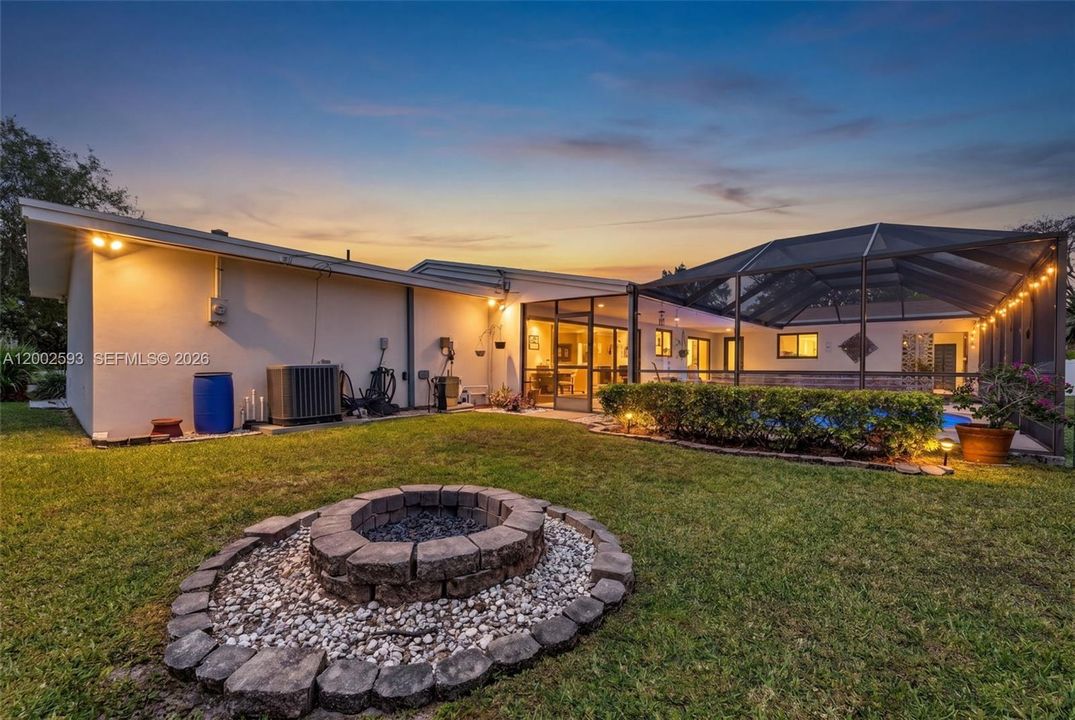 Active With Contract: $1,299,000 (4 beds, 2 baths, 2043 Square Feet)