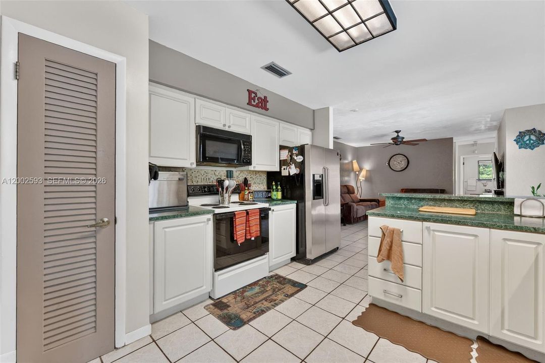 Active With Contract: $1,299,000 (4 beds, 2 baths, 2043 Square Feet)