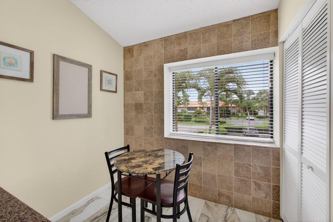 Breakfast Nook