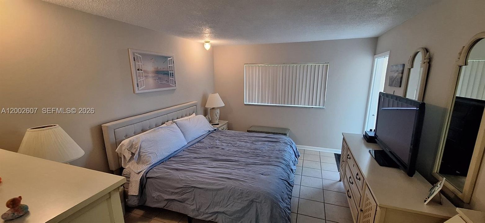 En Venta: $159,900 (1 camas, 1 baños, 730 Pies cuadrados)