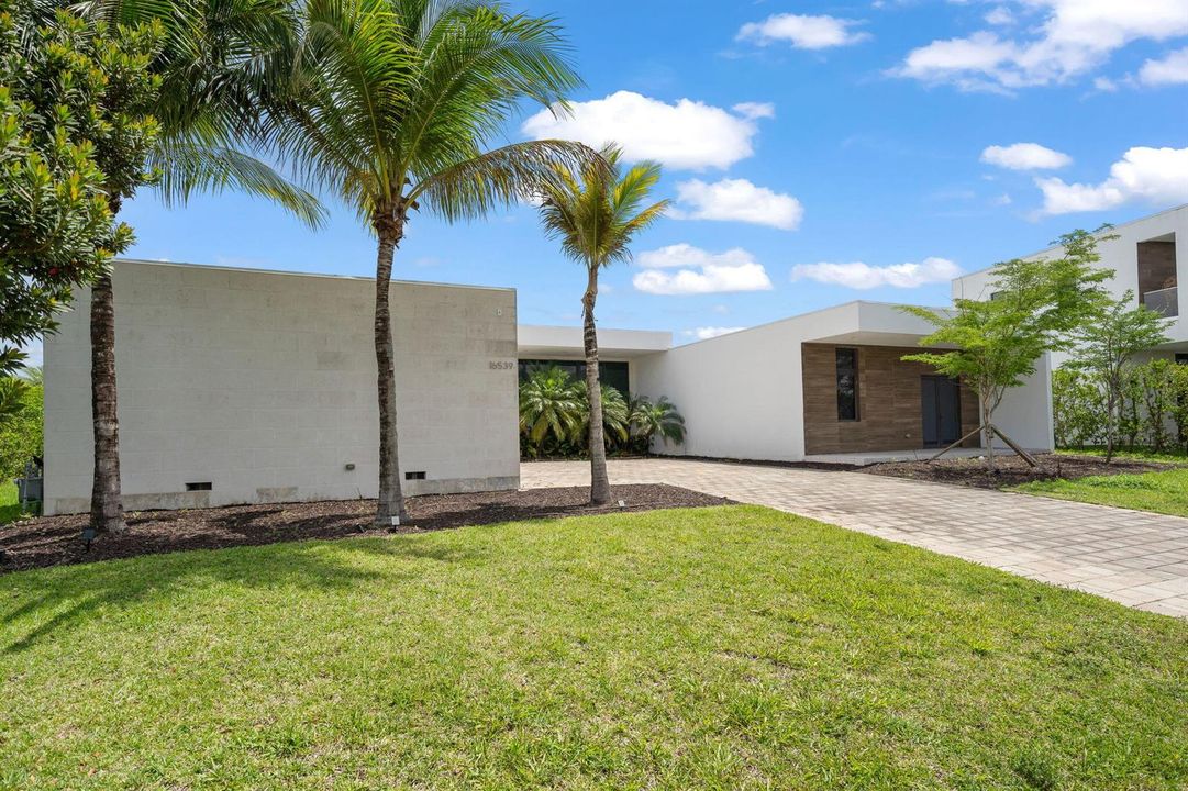 1-web-or-mls-16539 Botaniko Dr N_MEDIA36