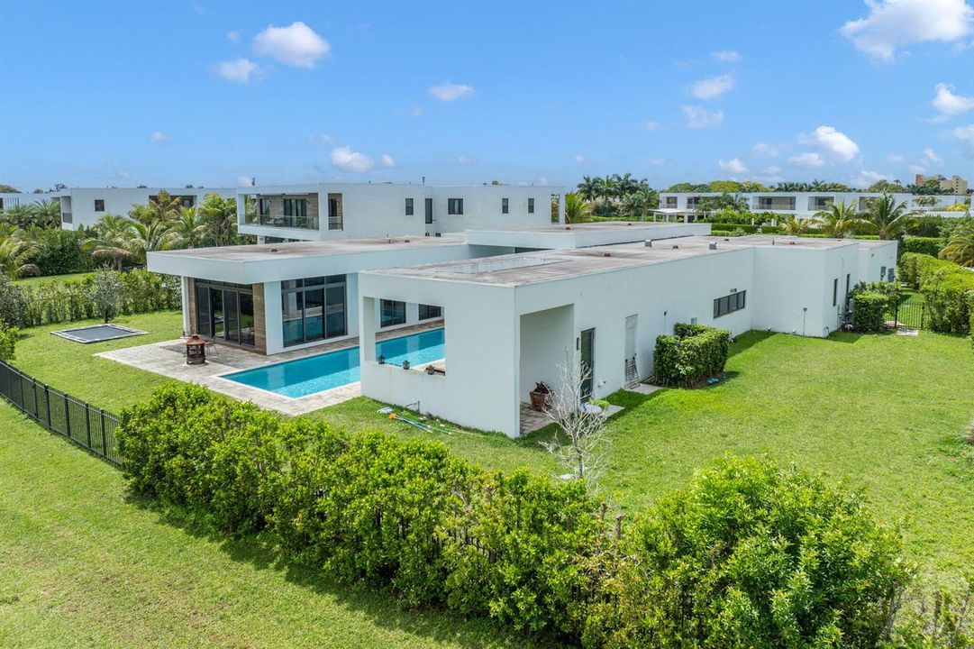 75-web-or-mls-16539 Botaniko Dr N_Aerial
