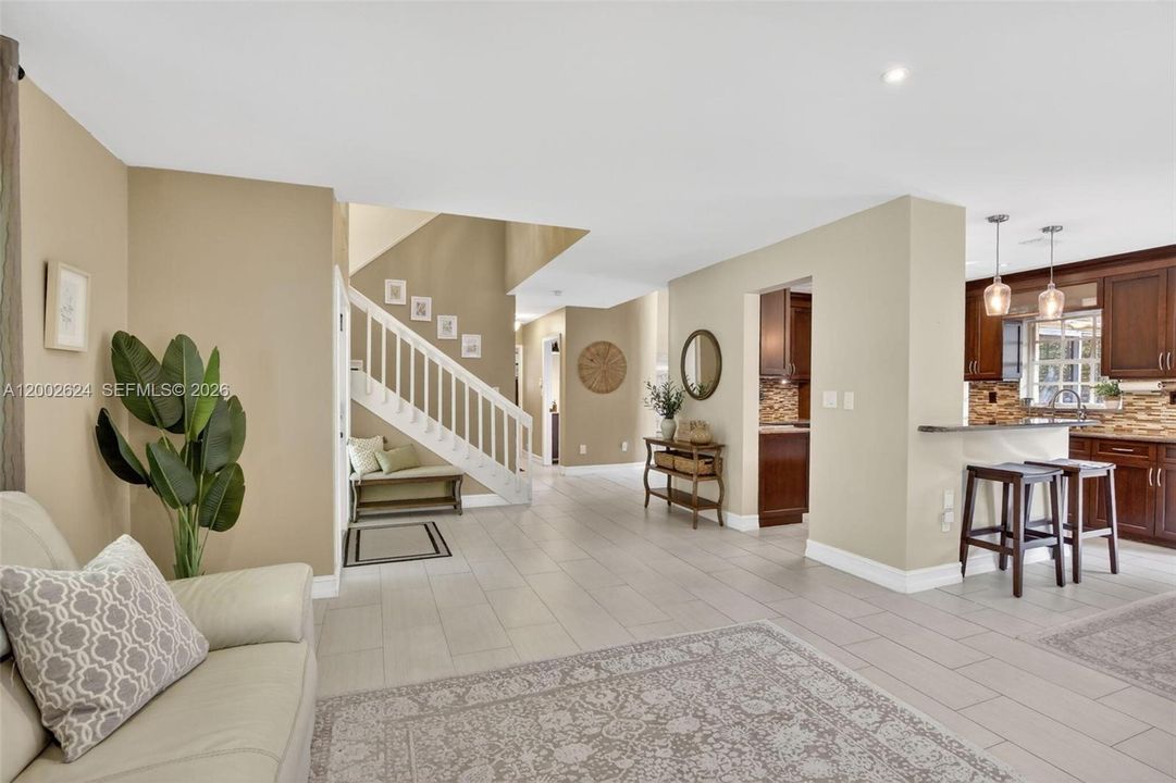For Sale: $829,000 (3 beds, 2 baths, 2504 Square Feet)