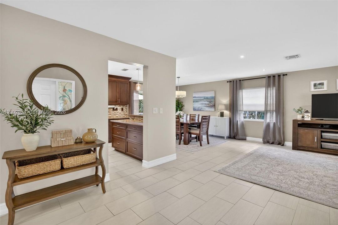 For Sale: $829,000 (3 beds, 2 baths, 2504 Square Feet)