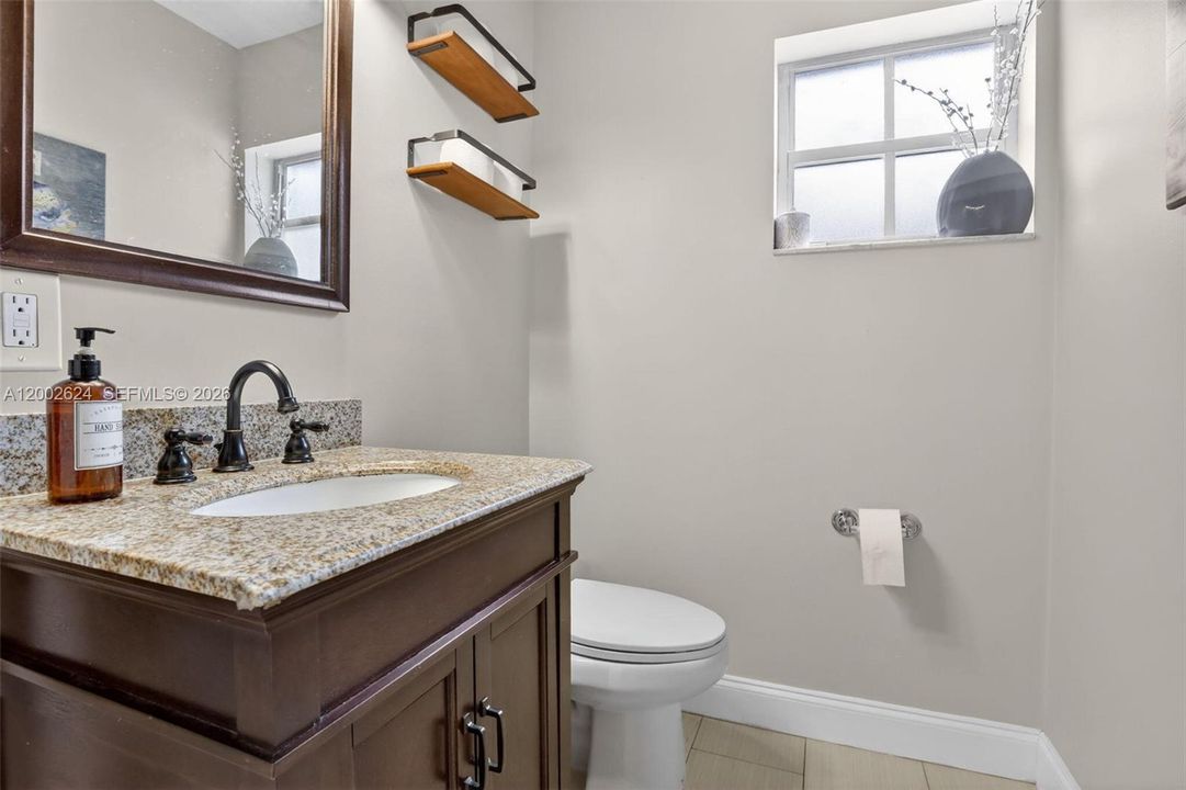 For Sale: $829,000 (3 beds, 2 baths, 2504 Square Feet)