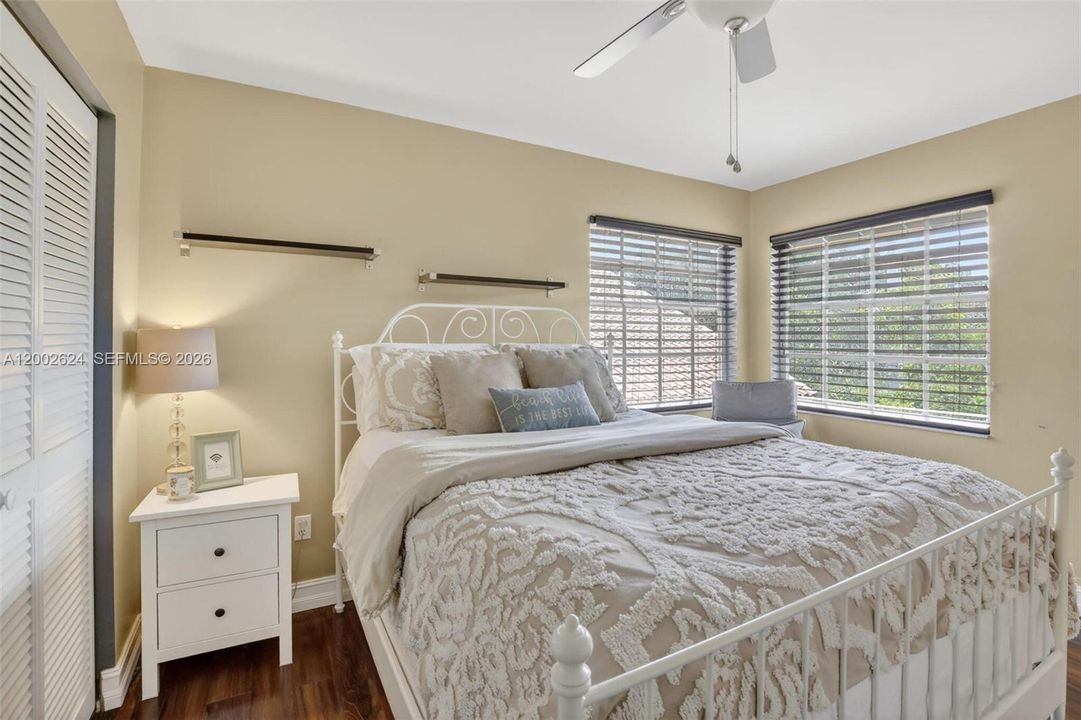 For Sale: $829,000 (3 beds, 2 baths, 2504 Square Feet)