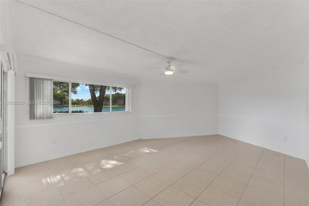Active With Contract: $1,850 (1 beds, 1 baths, 1223 Square Feet)