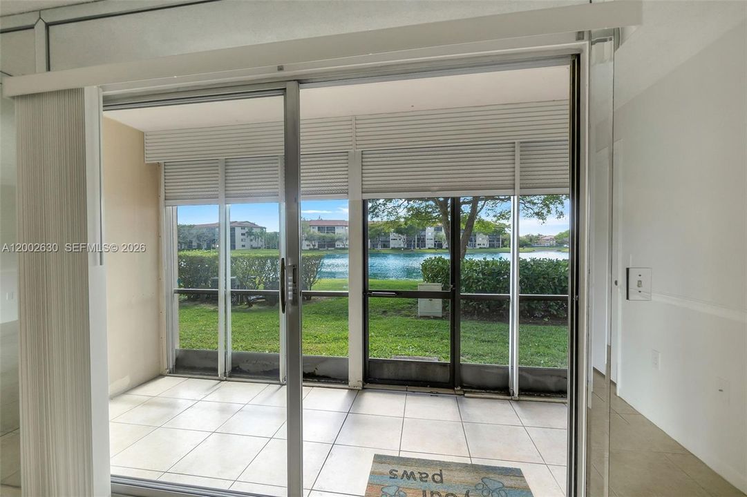 Active With Contract: $1,850 (1 beds, 1 baths, 1223 Square Feet)