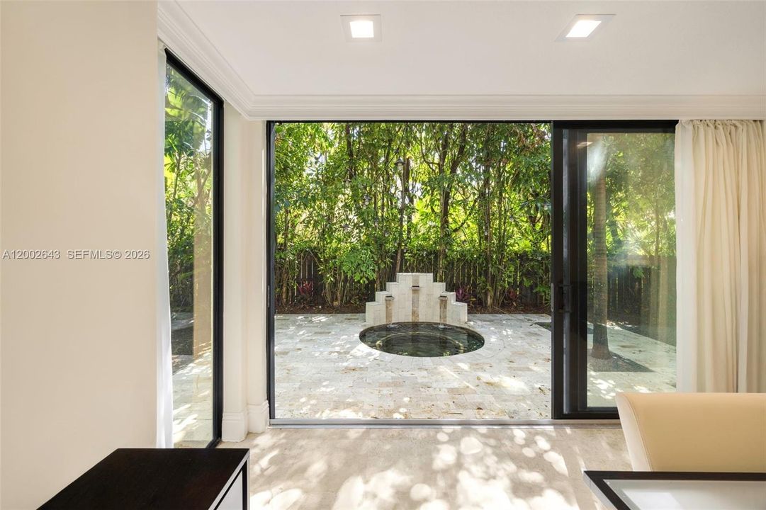 Activo con contrato: $2,890,000 (4 camas, 4 baños, 3404 Pies cuadrados)