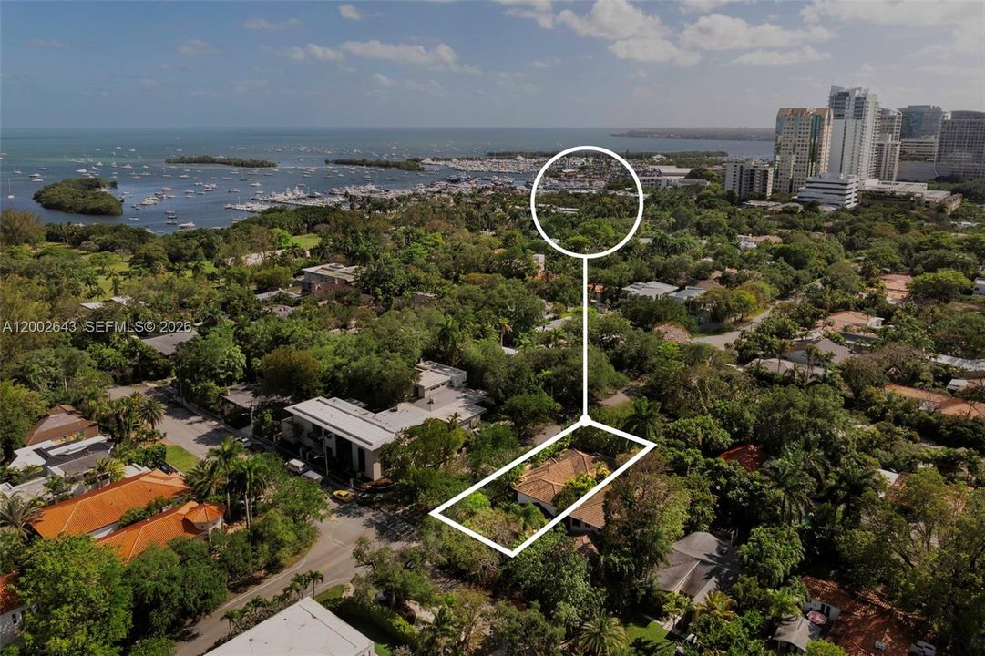 Activo con contrato: $2,890,000 (4 camas, 4 baños, 3404 Pies cuadrados)