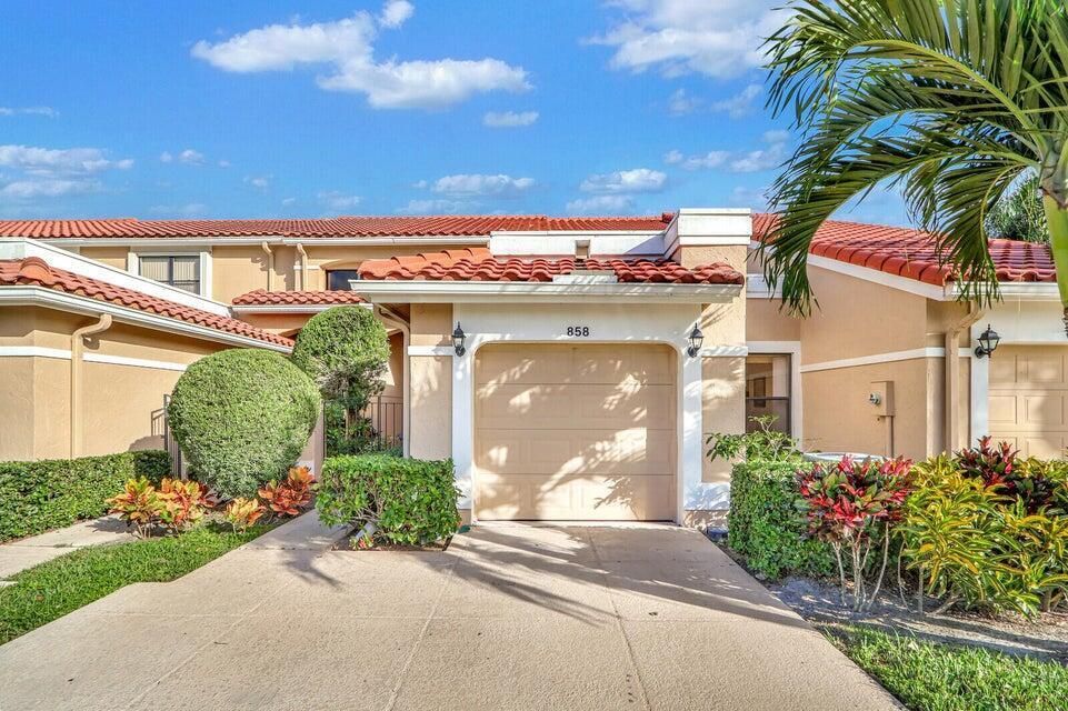 Front of Townhome
