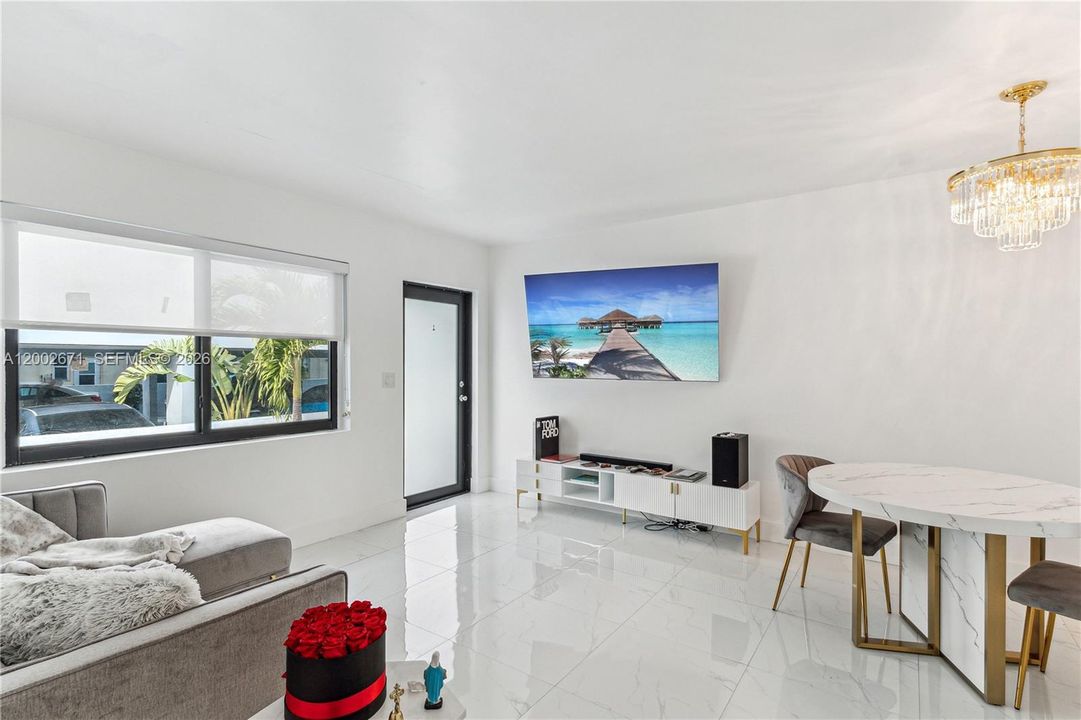 Active With Contract: $2,150 (1 beds, 1 baths, 3407 Square Feet)