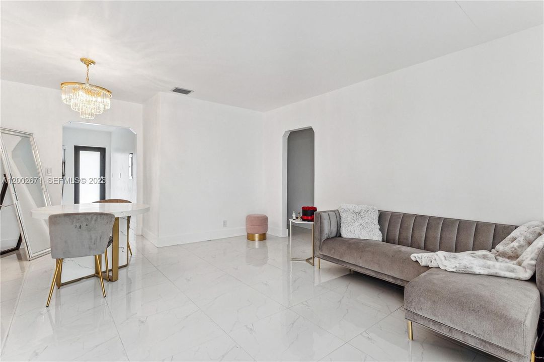 Active With Contract: $2,150 (1 beds, 1 baths, 3407 Square Feet)