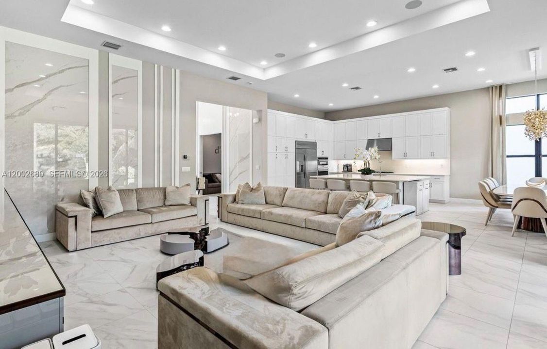En Renta: $12,500 (4 camas, 4 baños, 3092 Pies cuadrados)