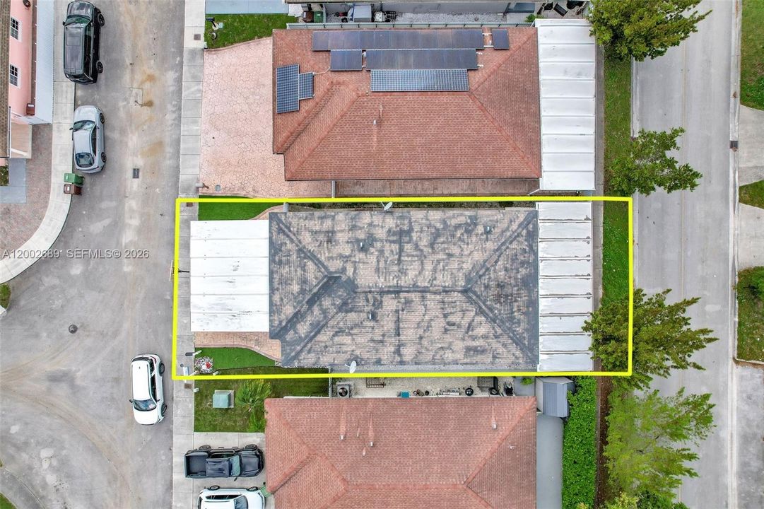 Под контрактом: $549,999 (3 спален, 2 ванн, 1340 Квадратных фут)