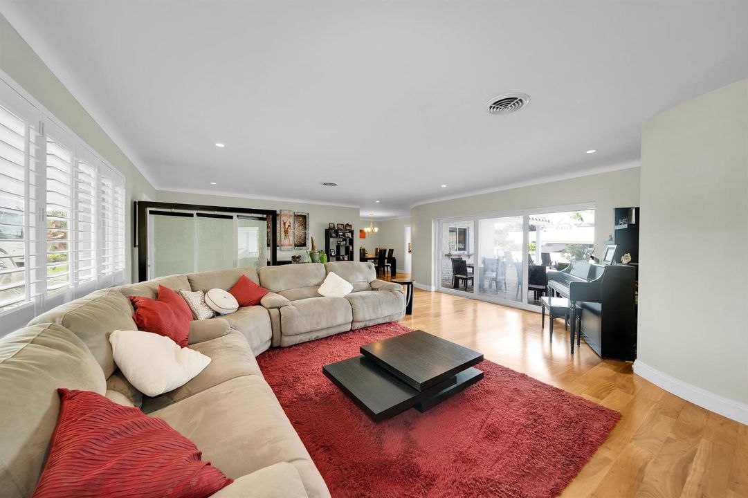 2401 SE 8th Ct Pompano Beach 17
