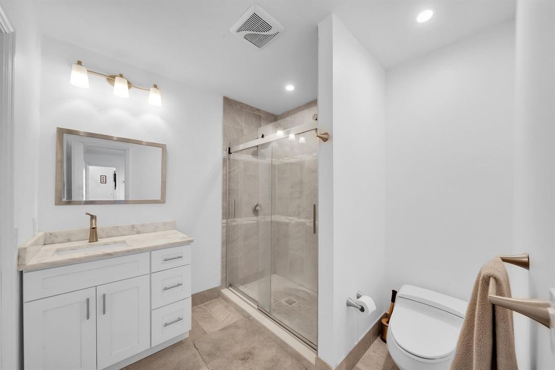 2401 SE 8th Ct Pompano Beach 25