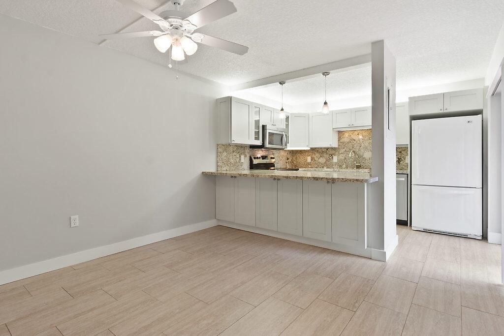009-825CenterSt3D-Jupiter-FL-small