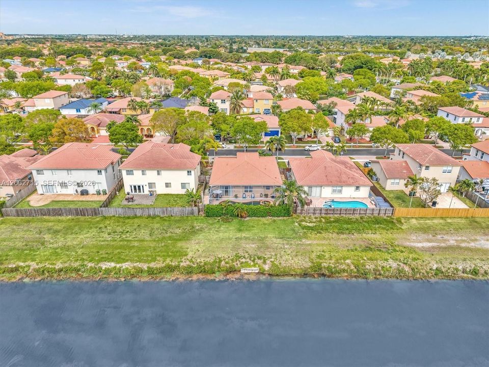 На продажу: $539,000 (4 спален, 2 ванн, 1967 Квадратных фут)