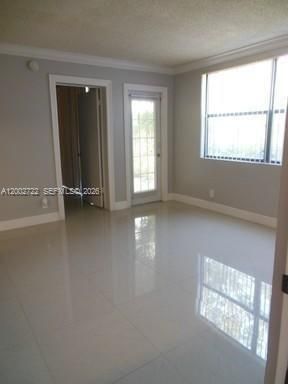 Active With Contract: $1,550 (1 beds, 1 baths, 0 Square Feet)