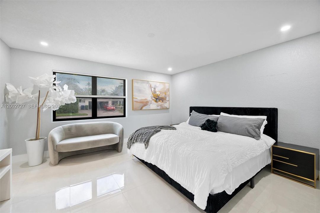 En Venta: $949,999 (6 camas, 3 baños, 1970 Pies cuadrados)