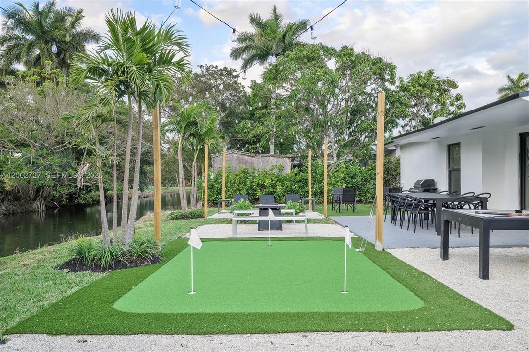 En Venta: $949,999 (6 camas, 3 baños, 1970 Pies cuadrados)