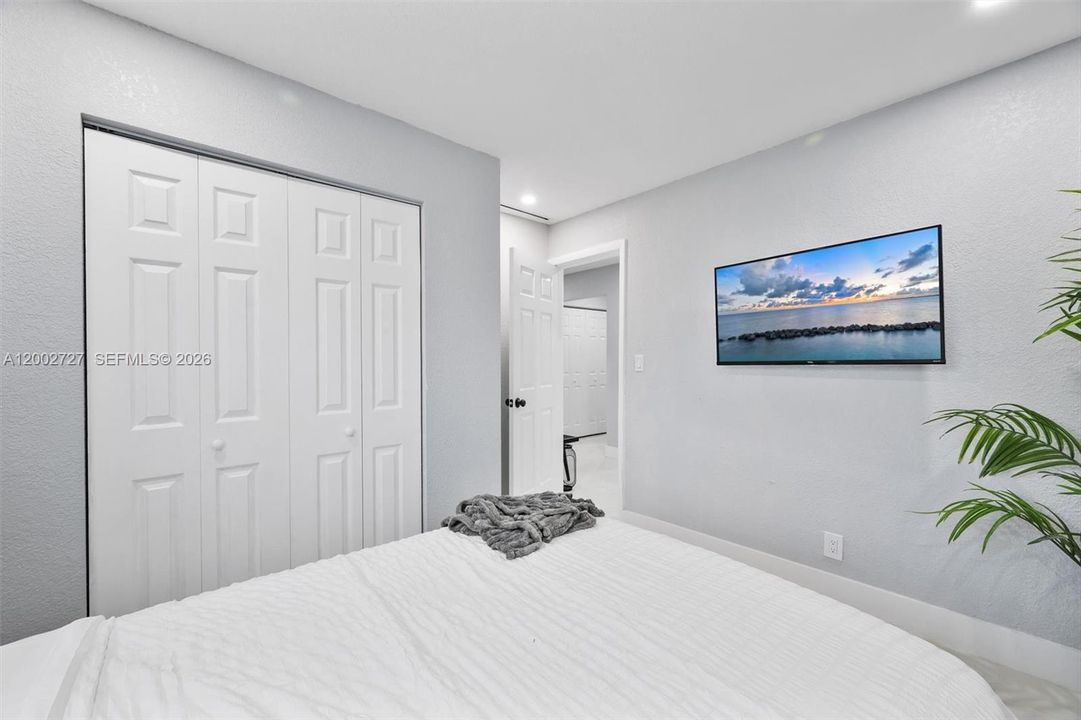 En Venta: $949,999 (6 camas, 3 baños, 1970 Pies cuadrados)