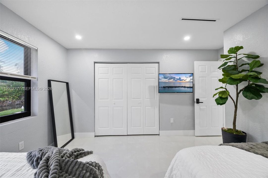 En Venta: $949,999 (6 camas, 3 baños, 1970 Pies cuadrados)