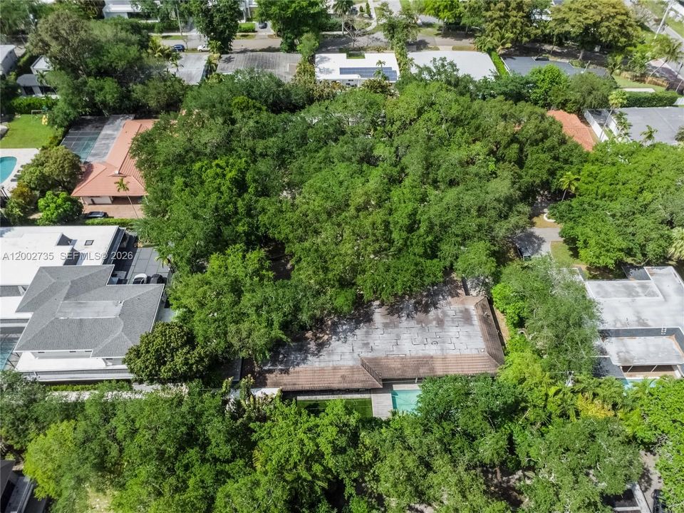 For Sale: $2,650,000 (5 beds, 4 baths, 3271 Square Feet)