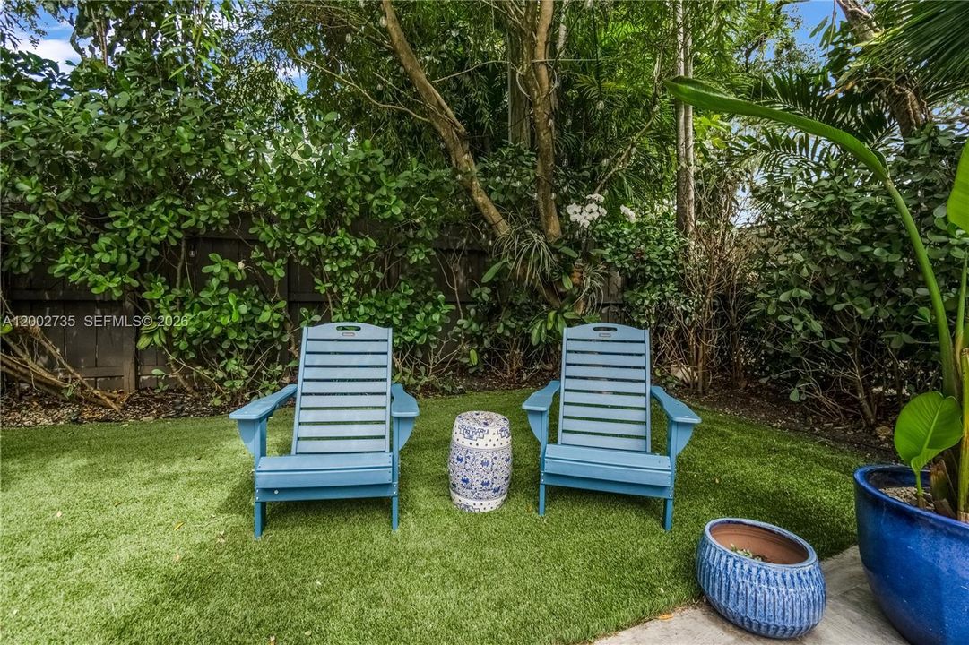 For Sale: $2,650,000 (5 beds, 4 baths, 3271 Square Feet)