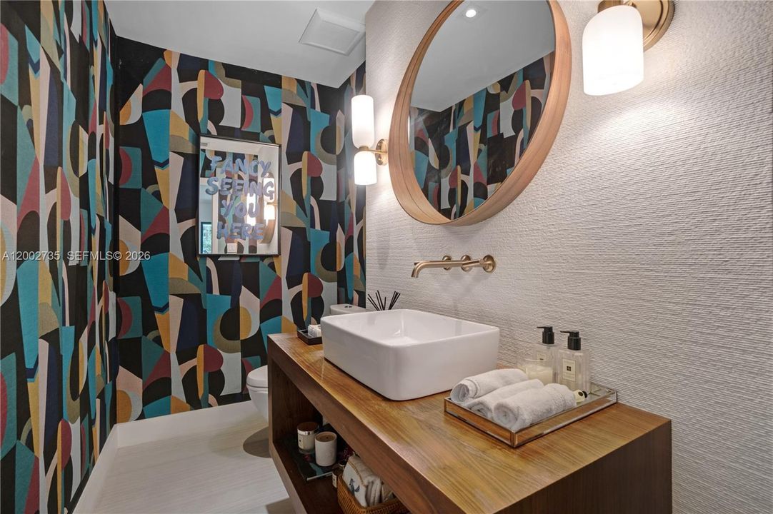 For Sale: $2,650,000 (5 beds, 4 baths, 3271 Square Feet)