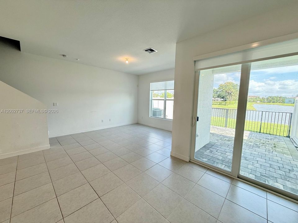 For Rent: $3,000 (3 beds, 2 baths, 1695 Square Feet)