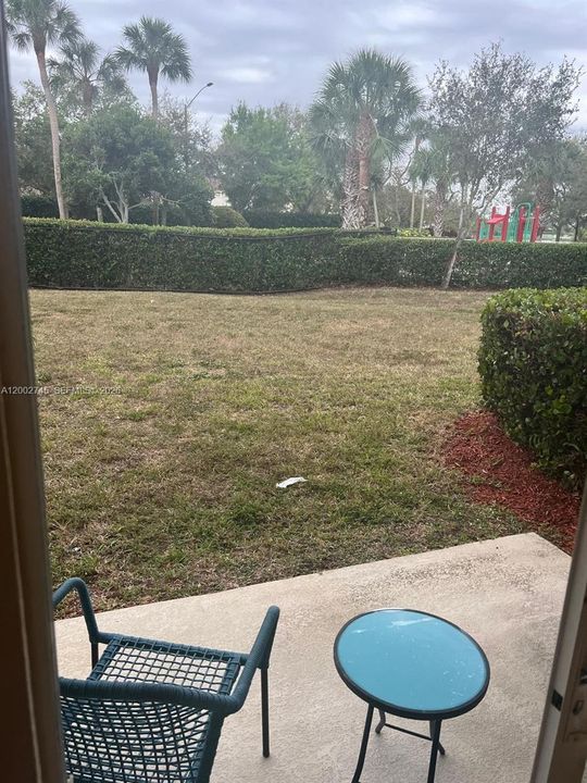 Recently Rented: $2,800 (3 beds, 2 baths, 1210 Square Feet)