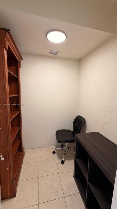 Activo con contrato: $1,600 (1 camas, 2 baños, 861 Pies cuadrados)