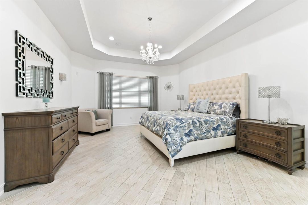 38 bedroom 01