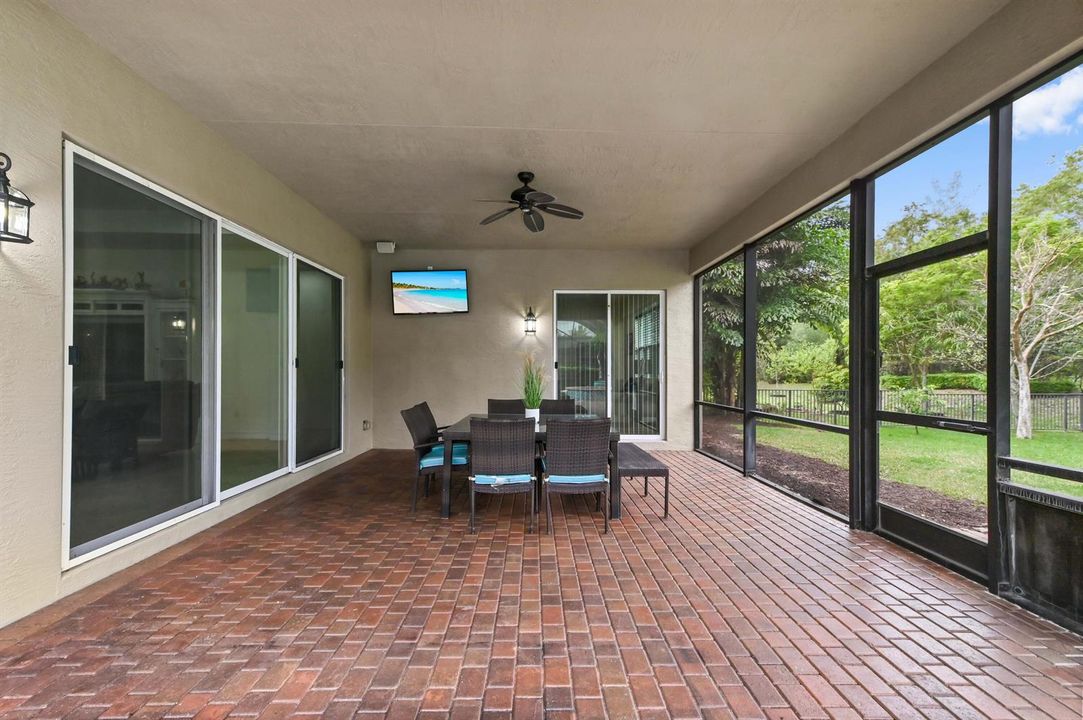 42 patio 01