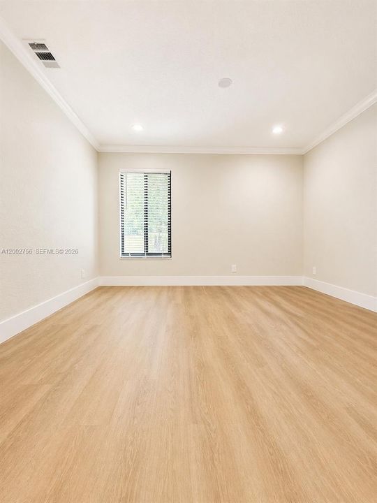 Vendido Recientemente: $599,900 (3 camas, 2 baños, 1686 Pies cuadrados)