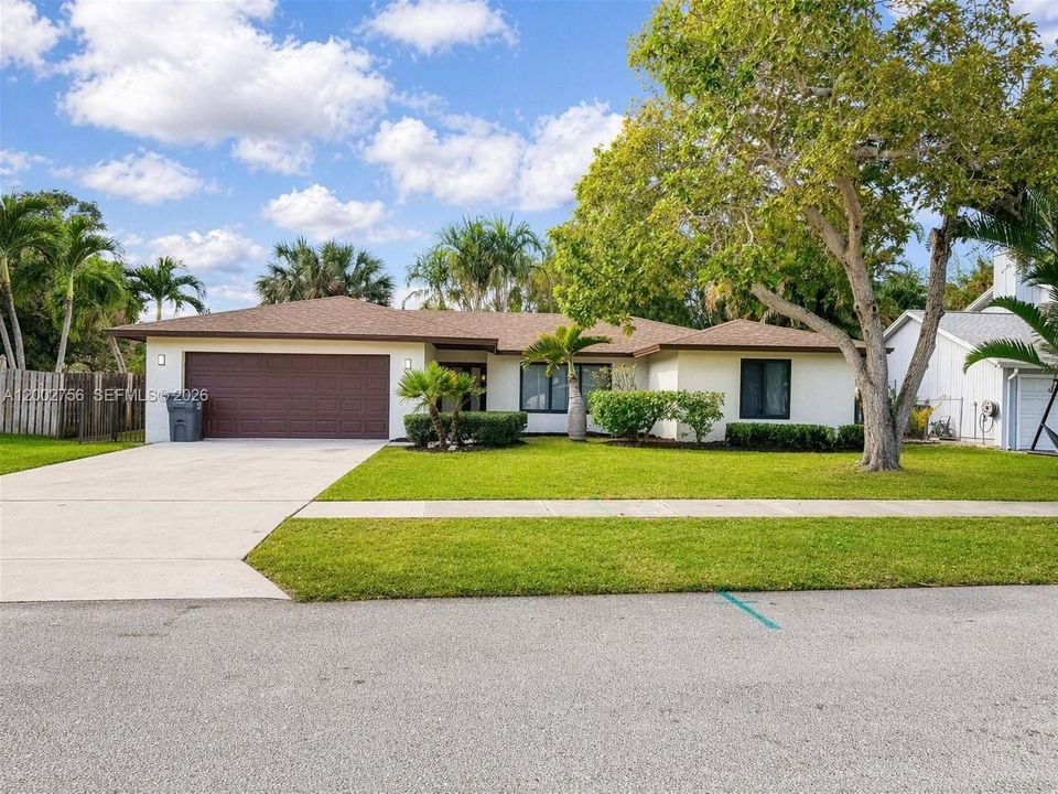 Vendido Recientemente: $599,900 (3 camas, 2 baños, 1686 Pies cuadrados)