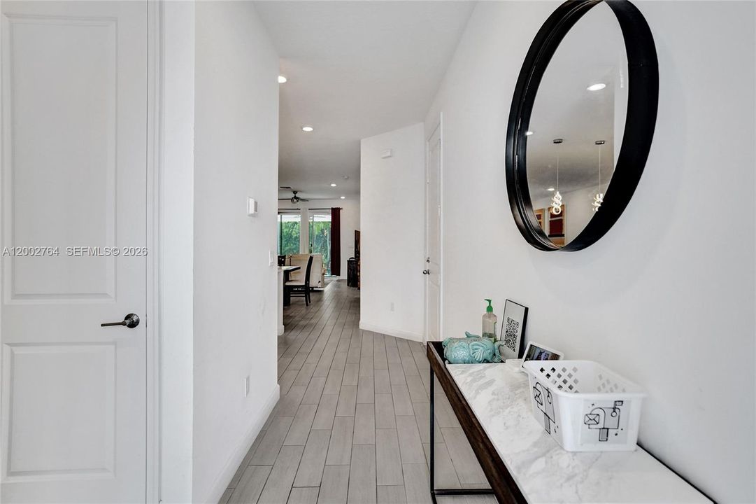 Active With Contract: $399,000 (2 beds, 2 baths, 1319 Square Feet)