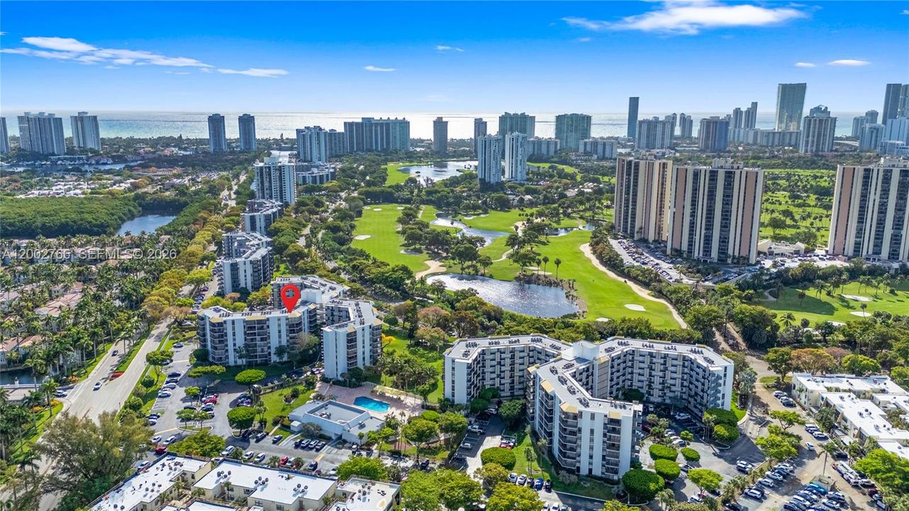 На продажу: $205,000 (2 спален, 2 ванн, 1083 Квадратных фут)
