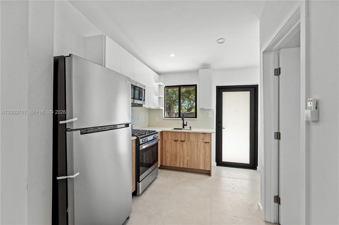 En Venta: $1,195,000 (9 camas, 6 baños, 4339 Pies cuadrados)