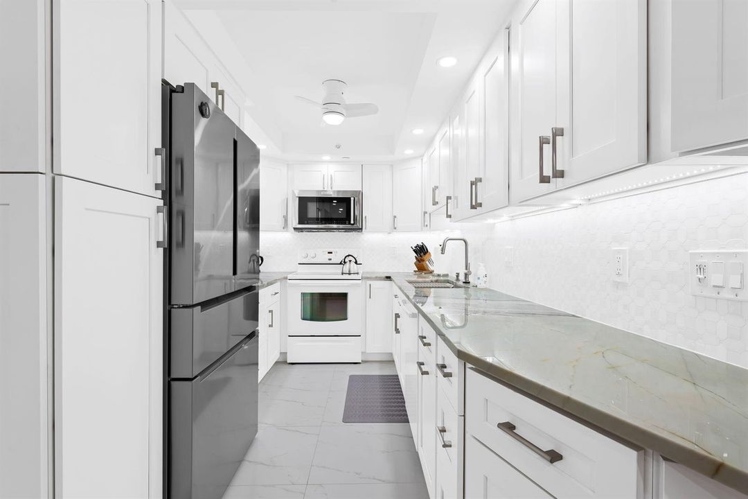 Open Kitchen