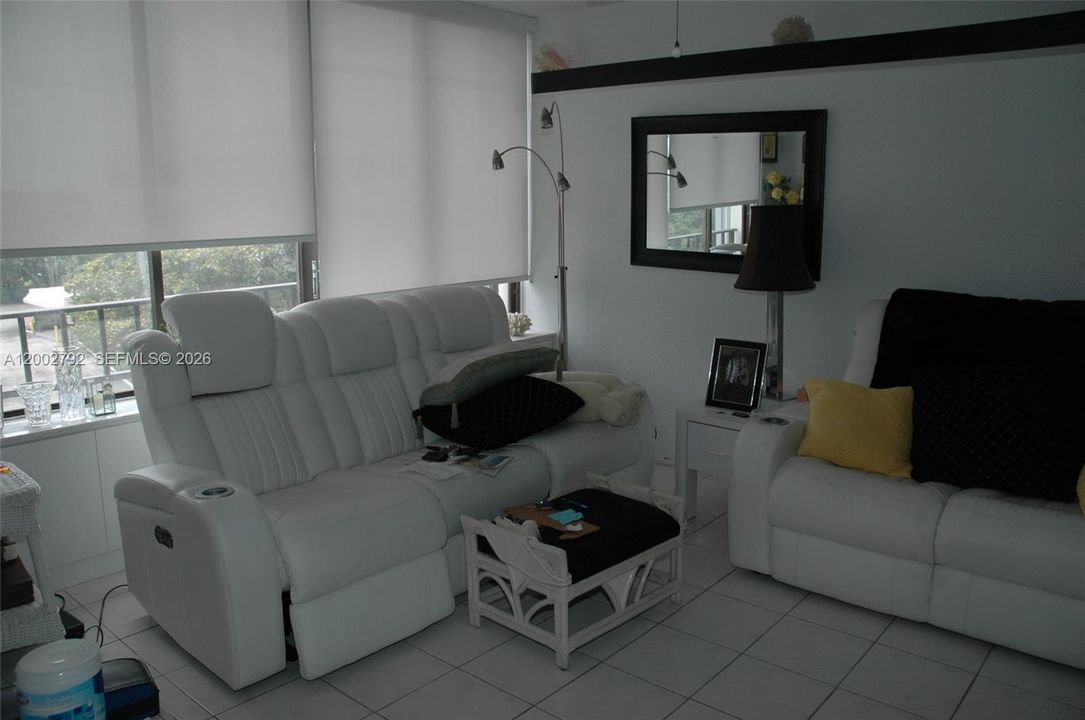 En Venta: $545,000 (2 camas, 2 baños, 1426 Pies cuadrados)