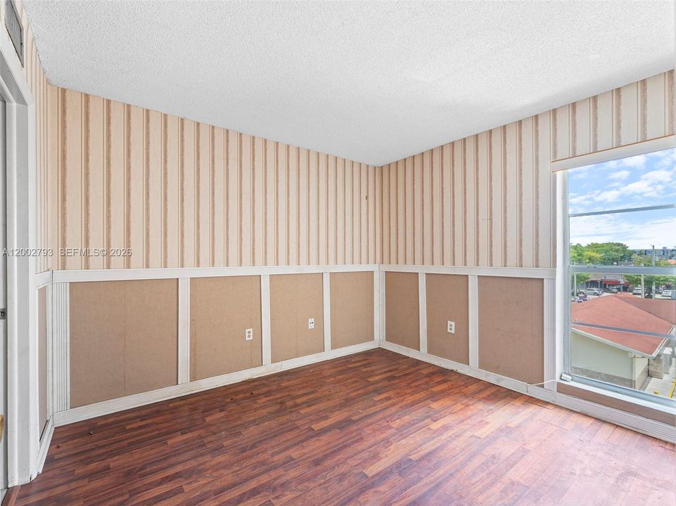 Activo con contrato: $190,000 (2 camas, 2 baños, 782 Pies cuadrados)