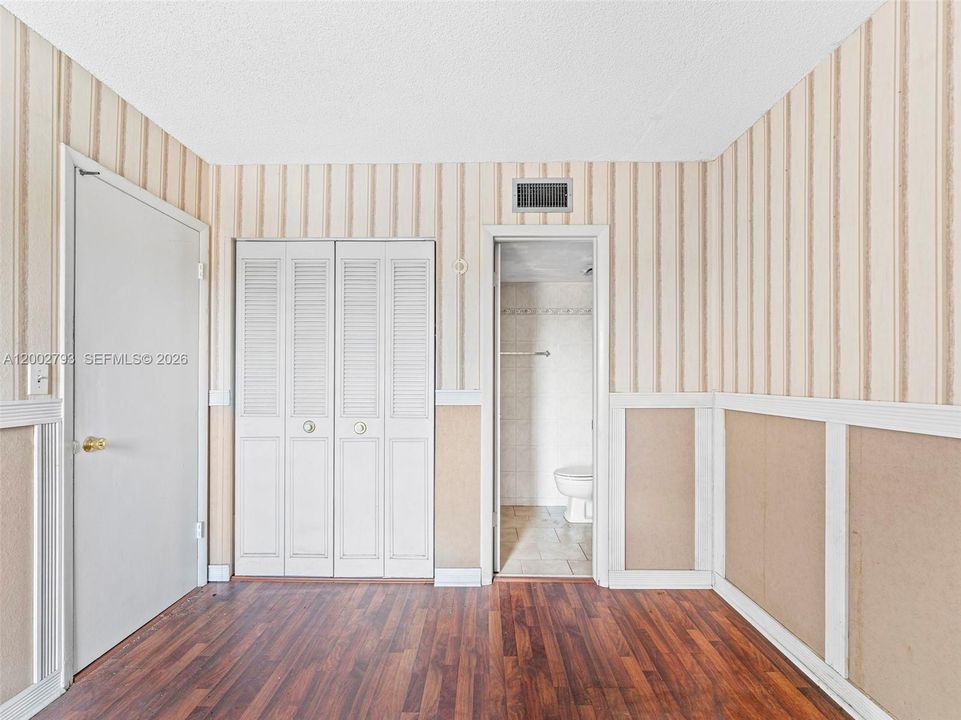 Activo con contrato: $190,000 (2 camas, 2 baños, 782 Pies cuadrados)