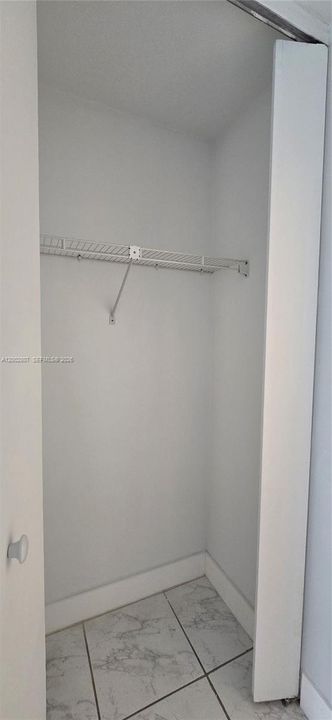 На продажу: $379,000 (2 спален, 2 ванн, 1105 Квадратных фут)